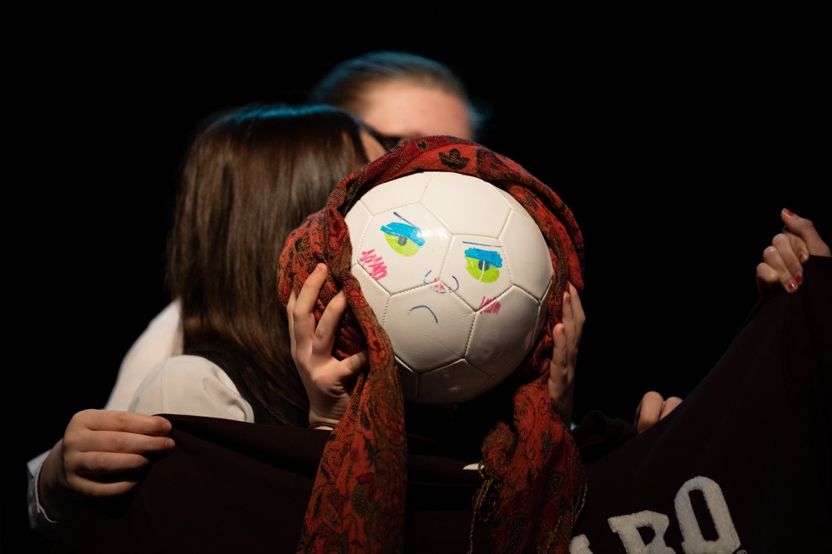 Toonspeak's tweet photo. More Production Photos!!!π€©π€©
Our Theatre Maker Juniors performing 'Ms Campbell's Class Fifth Period' by @leylajosephine1π©βπ
Performed @wonder_fools Positive Stories for Negative times at the Ayr Gaiety π
πΈ Ruari Barber-Fleming
#toonspeak #PSNT #acting #theatreglasgow https://t.co/q28AiqOBo3
