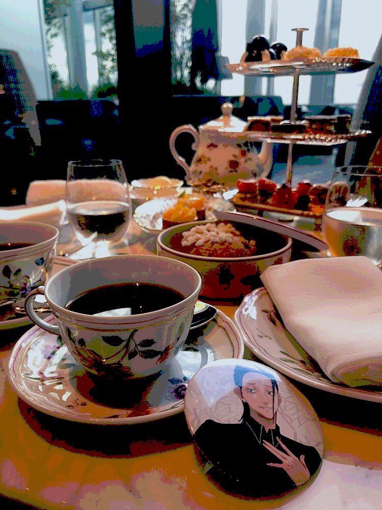 ofuse_'s tweet image. 楽しみにしてたアフタヌーンティー行ってきたぁ〜♡
お茶器の柄可愛かったからタカヒトだけじゃなくてashさんも連れて行けば良かったな　でも謎メンツになるなと思った