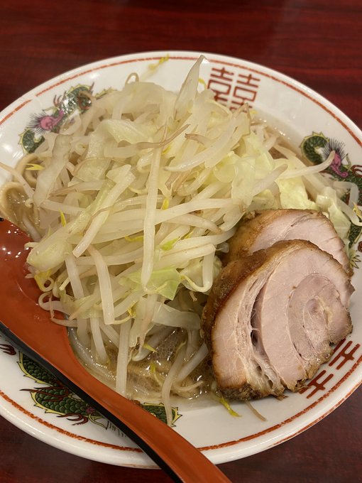 疲れた日は結局この手のラーメンよな🍜 https://t.co/jSn8jsL7cW