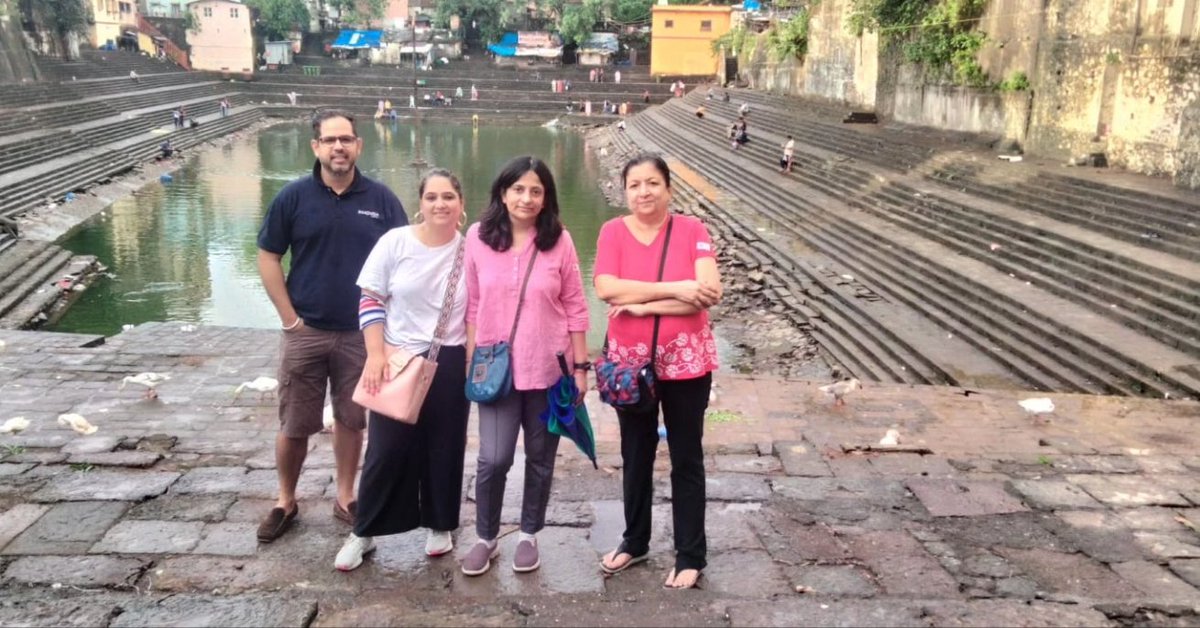 Khaki_Tours's tweet photo. Those who thrived on our #BangangaWalk on 27th Aug. Join us for more heritage tours this week:
#FortWalk - Daily, 4.30 PM
#BandraWalk - Sat, 2nd Sep, 4.30 PM
#Fort4Kids - Sun, 3rd Sep, 9 AM
#BangangaWalk - Sun, 3rd Sep, 4.30 PM
#NarimanLighthouse - Sun, 3rd Sep, 5 PM
Book now at: https://t.co/iK2lqaP4aZ
#DiscoverMumbai #MumbaiStories #Mumbai #Bombay #MumbaiHistory #MumbaiHeritage #Maharashtra #IncredibleIndia #Bandra #SouthBombay #ChabadHouse #Banganga #Fort