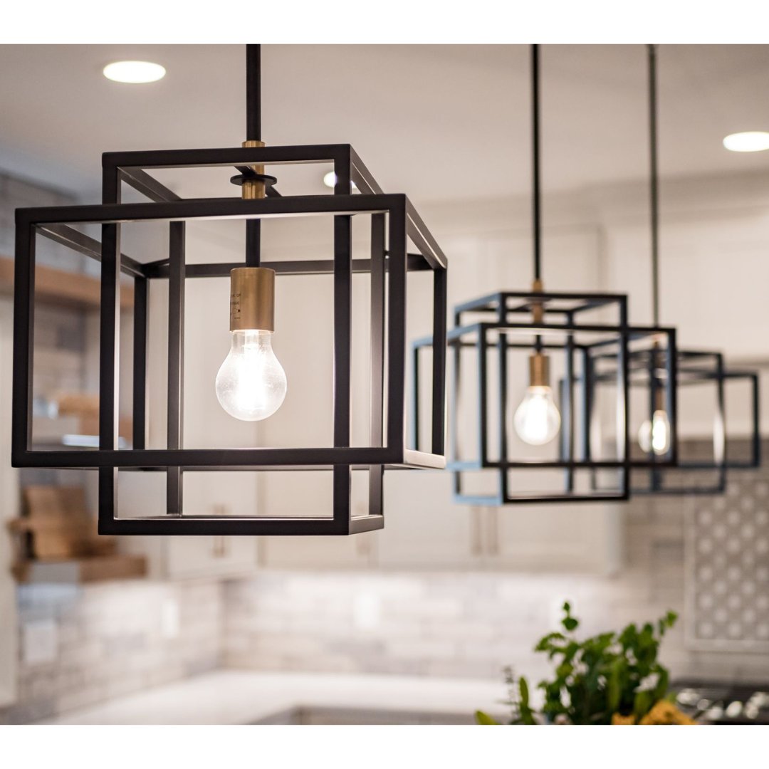 Dream_Baths's tweet photo. Brighten up your day with a glimpse into this radiant kitchen remodel in New Albany, Ohio. ✨💡#kitchen #remodel #contractors #newalbany #ohio #lifeincolumbus #onlyincolumbus #smallbusinessohio #craftsmanship #customhomeservices https://t.co/Dind17eFKz