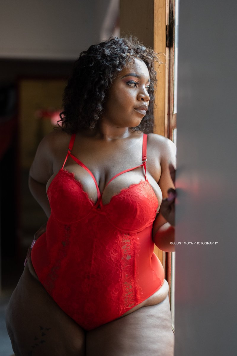 ThickGoddass's tweet photo. Savage 🔥❤️

📸:@blunt_moya https://t.co/9QbBdI6NcZ