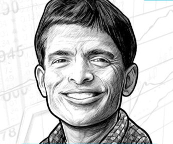 ValueInvestorAc's tweet image. I Used to Struggle to Read Annual Reports
Until I discovered this 6-step process
From "The Dean of Valuation" Aswath Damodaran
On what to look for and why, when trying to value a company
Here it is:
🧵
