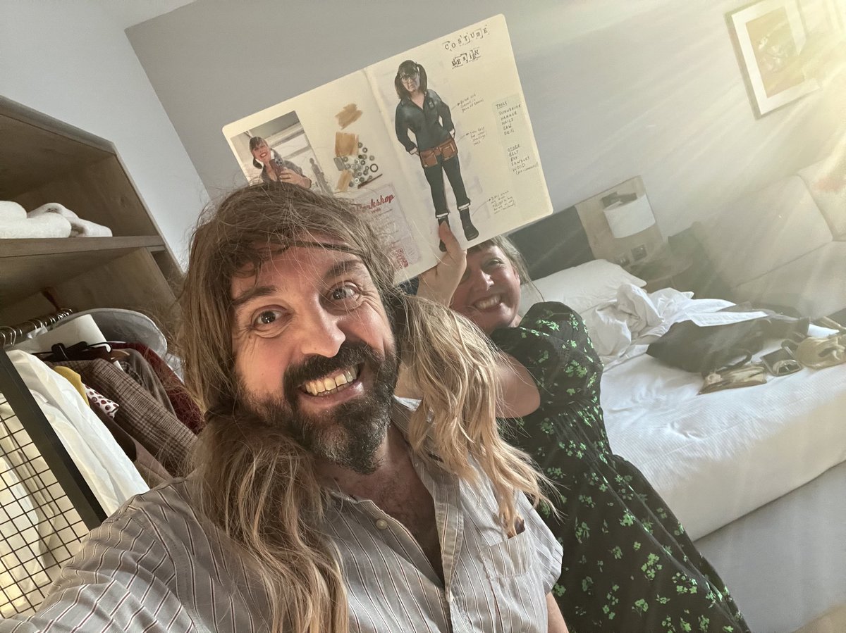 DeDomenici's tweet photo. My first ever trip to Stoke-on-Trent went excellently.
#BigFeast2023 #EauDeMemoire #MissHighLegKick #StokeOnTrent #Teal #RobbieWilliams #LornaRees https://t.co/YzcalrYnZt
