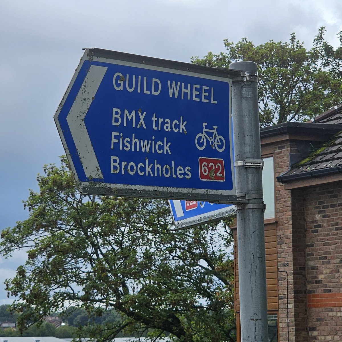 stuartgourley's tweet image. Always great to pop out a different way and head towards Preston and nip onto the Guild Wheel for a bit - a great alternative view of Preston, and traffic free! #PP #GuildWheel #TrafficFree