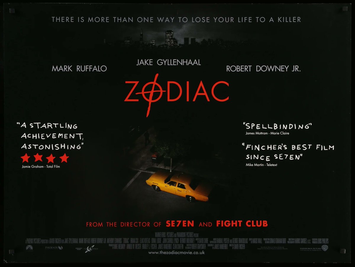 ATRightMovies's tweet image. DAVID FINCHER is 61 years old today. One of the greatest directors of the last 30 years, here’s some great behind the scenes shots from his movie career…

A THREAD
1/23