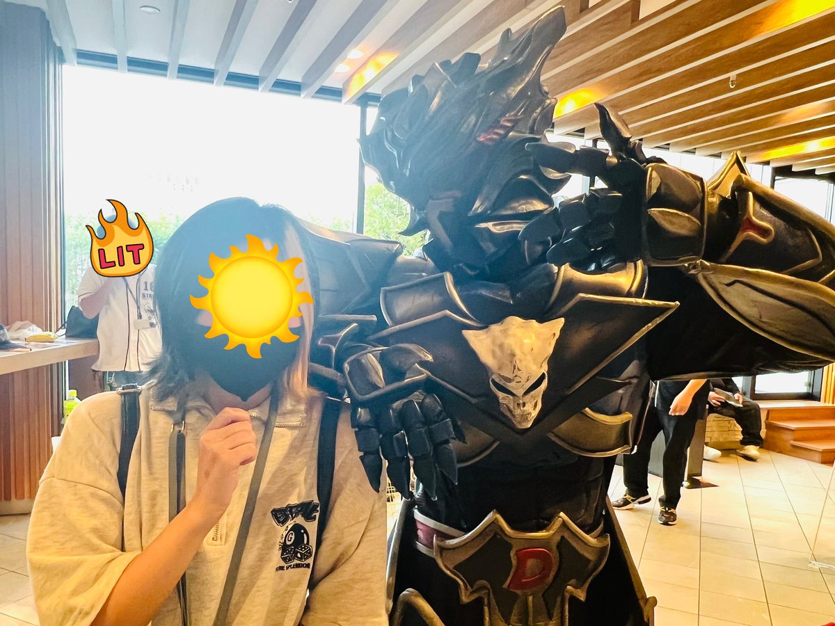 不意打ち食らってお写真撮ってくれたんだけどめちゃめちゃ見てるじゃん無理好き

📷はるるんさん💓