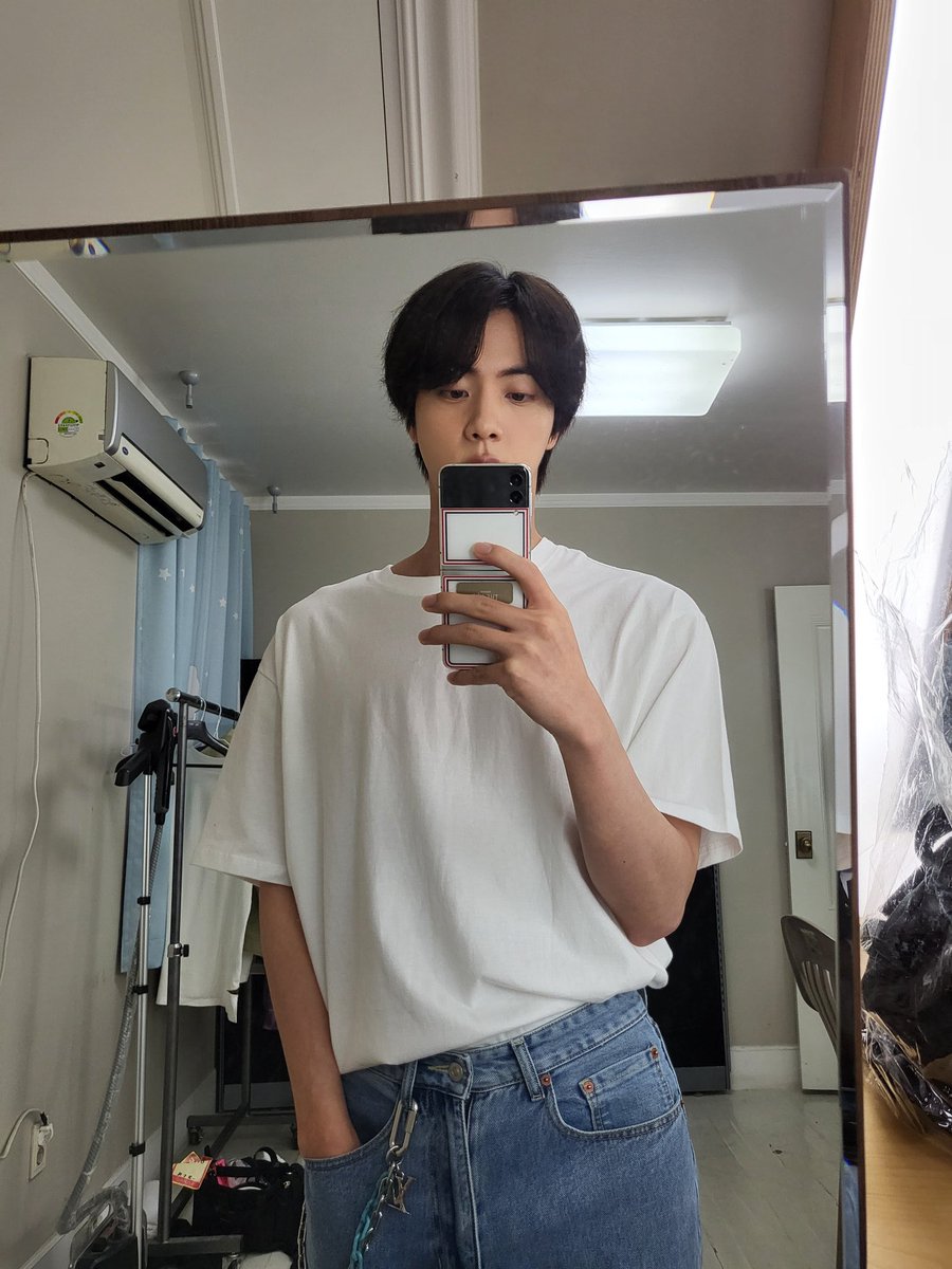 2 years ago, seokjin on twitter