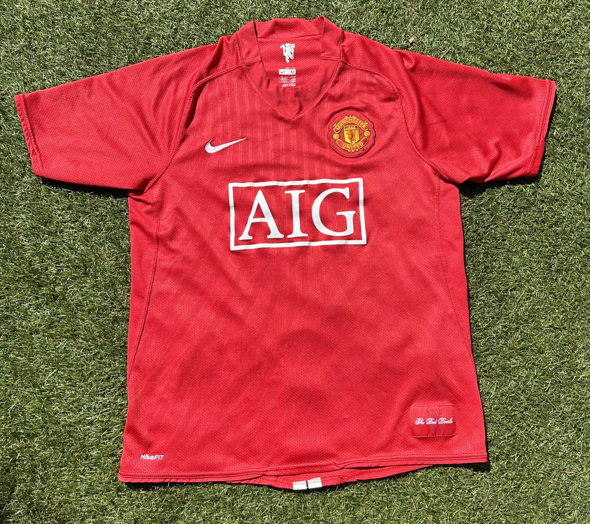Nvs_kits's tweet photo. @ShirtSellerList All medium

Manchester United (damaged) - £45
Netherlands (very good) - £60
Netherlands training (very good) - £30

Shipping from Netherlands https://t.co/BB43Xclh4J