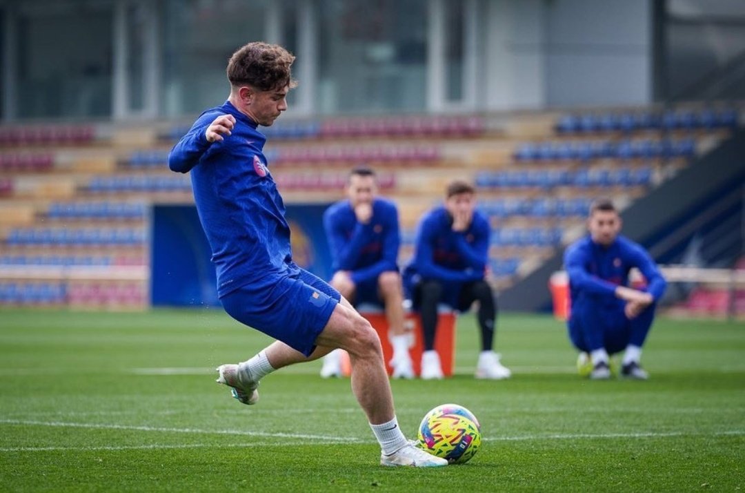 ArnauRubirola's tweet photo. Sense haver estat presentats oficialment el Girona B ha inscrit 2 nous jugadors.
- Gerard González (19): Lateral esquerra procedent del Juvenil A del FC Barcelona. De La Cellera de Ter.
- Leo Dos Reis (20): Davanter centre procedent del filial del Monza.
#FilialGFC 🔴⚪️ https://t.co/NqHFgyTppS