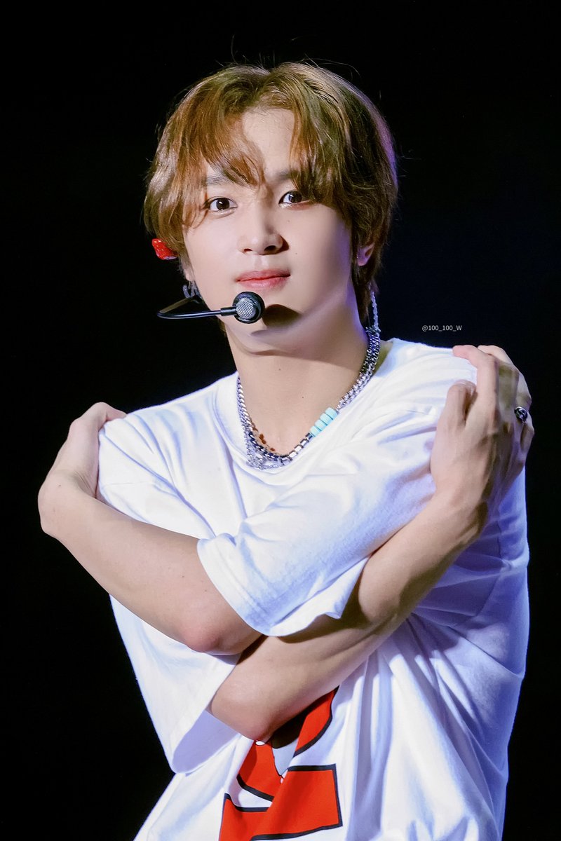 100_100_W's tweet photo. 230826 NCT NATION #해찬 #HAECHAN #ヘチャン

해찬아~
                                                  웅? https://t.co/plkXKzA7bh