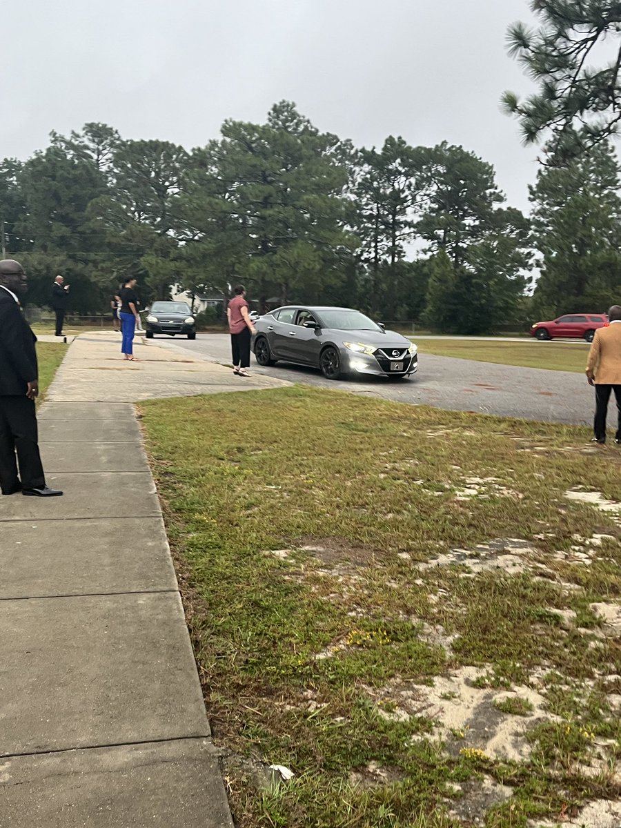 EdVBaldwin's tweet photo. The gentleman of Alpha Phi Alpha Fraternity helped welcome our Baldwin Bears as they exited cars and buses. We are ready to start a fantastic year. @MeshondaW @CumberlandCoSch @taimonge @juliapabstccs @chcatalano @Kynash4 @kimrobertsonnc #successfulstudents #firstdayback https://t.co/MKSgr2lXHN
