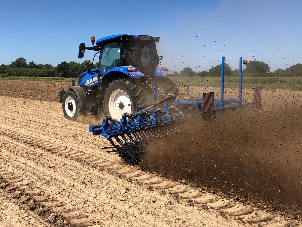 𝗔𝗕𝗖 𝗕𝗿𝘂𝗻𝘀 𝗝𝘂𝗯𝗶𝗹𝗮̈𝘂𝗺 | 𝗟𝗼̈𝘀𝘂𝗻𝗴𝗲𝗻 𝘇𝘂𝗿 𝗺𝗲𝗰𝗵𝗮𝗻𝗶𝘀𝗰𝗵𝗲𝗻 𝗨𝗻𝗸𝗿𝗮𝘂𝘁𝗯𝗲𝗸𝗮̈𝗺𝗽𝗳𝘂𝗻𝗴 🌱🌽 🧅Reihenhacke, Striegel, Sternrollhacke? Bruns Event am 2. &amp; 3 September  <a href="/Carresas/">CARRE SAS</a> #abcbruns
𝗣𝗲𝗿𝗳𝗲𝗸𝘁𝗶𝗼𝗻. 𝗣𝗿𝗮̈𝘇𝗶𝘀𝗶𝗼𝗻. 𝗖𝗮𝗿𝗿𝗲́.