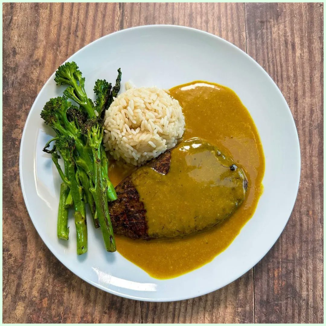 Shroomy Steak Katsu Curry 🍛

Your restaurant favourites but make it health hacked!

For more information send us a DM, contact info@carubrands.com or visit our website (link in bio)💭

#vegetarianfood #veganfood #plantbased