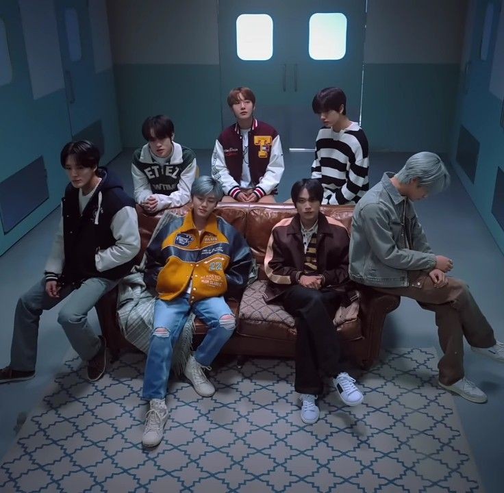 sebenarnya ada apa di rumah ini?

; nct dream few tweets au