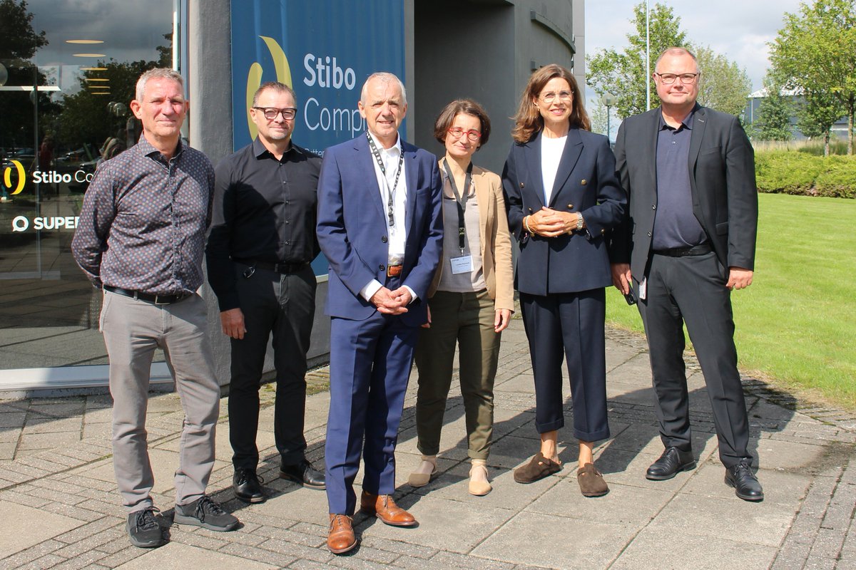 Intergraf met with <a href="/WeissPernille/">Pernille Weiss-Ehler</a> at the printing company Stibo Complete in 🇩🇰 to see how medical leaflets are produced. Intergraf underlines the printed leaflets' indispensable role in effectively communicating crucial medical information #Pharmaceutical #print