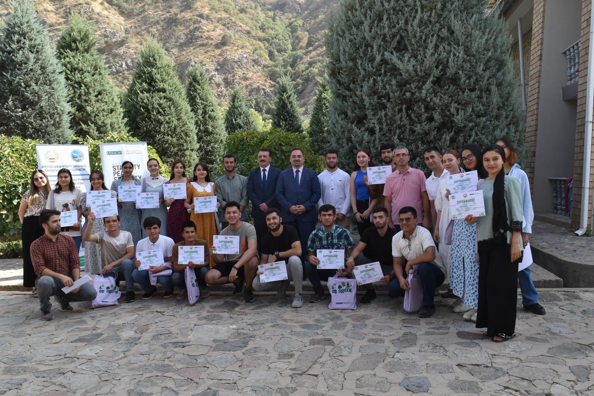 tajnature's tweet photo. 🌿🇹🇯🌳From 19 to 23 August of this year for students, volunteers and activists of the "Environmental School-2023" in the recreation center #Romit "Yos" in Vahdat city was held a series of training sessions on the topics of #environmentalresearch, protection of the #environment. https://t.co/2Hc0rdTROB