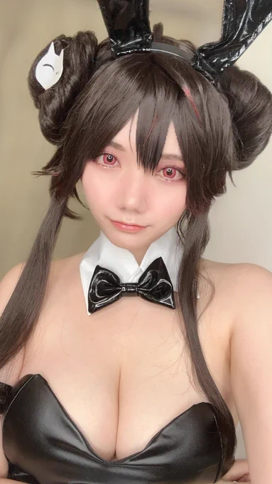 新衣装の髪型かわい〜けど衣装間に合わンゴ〜のときに着たバニー 気が向いたらふぁんちあでまとめるンゴゴ 