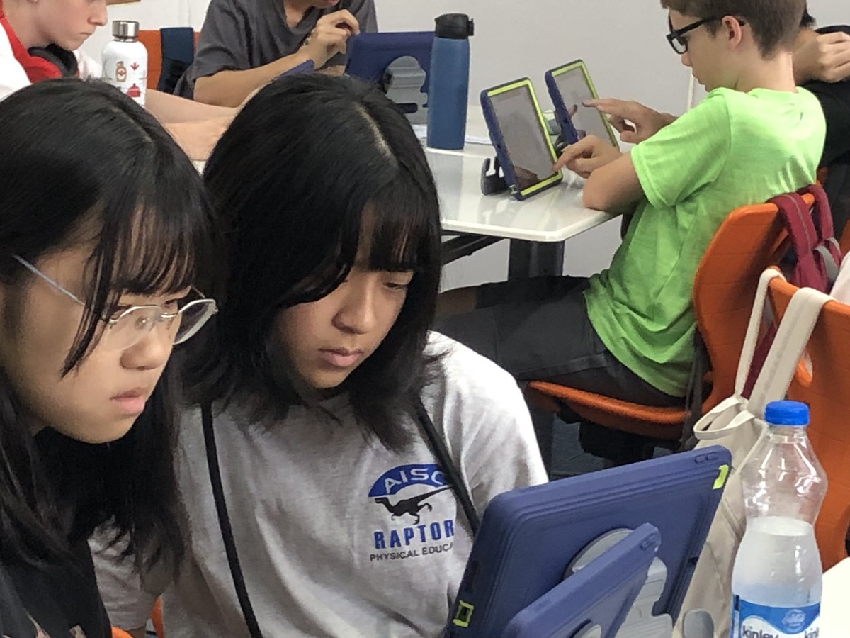 LaRae Davis tweet media