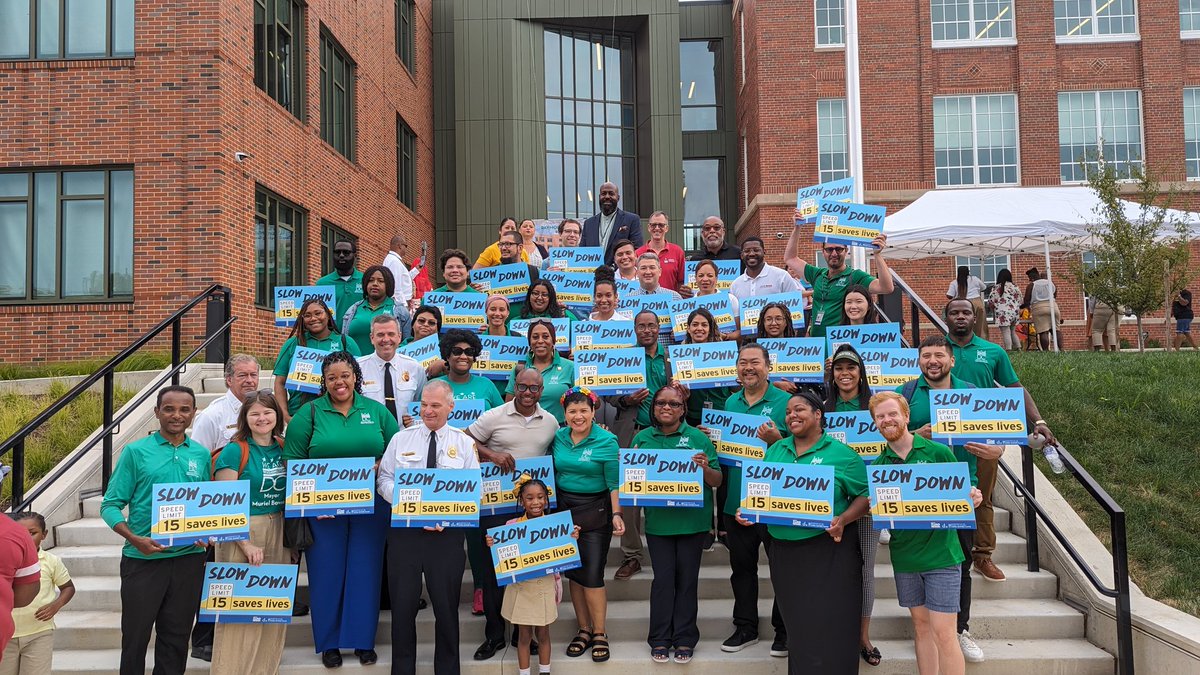 DDOTDC's tweet photo. 🚸🎒 Welcome back, DC students! Let's make this school year a secure one, together. #SlowDownDC #BacktoSchool2023 #FirstDayofSchool https://t.co/47LvtHiOv4