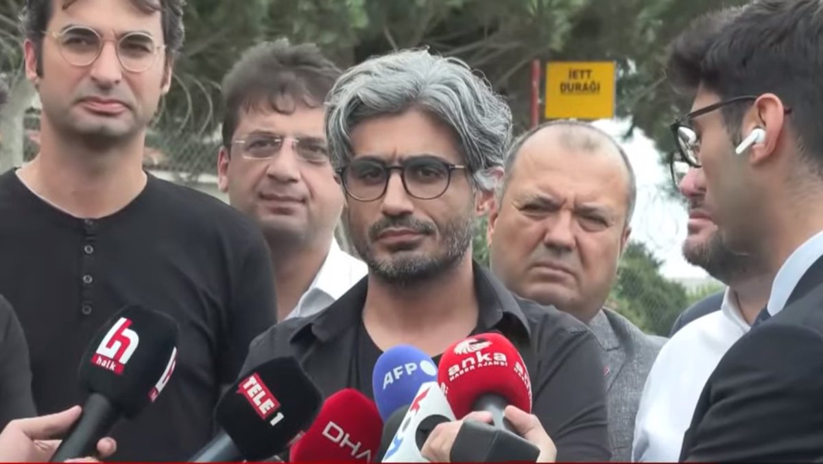 REM__BEN's tweet photo. Soldaki gerçekleri yazdı için, üstelik denetimli serbestlik hakkı olduğu halde hapse atıldı. Sağdaki çocuk istismarcısı ise tahliye edildi. AKP Türkiye'si https://t.co/G10DShmxjU