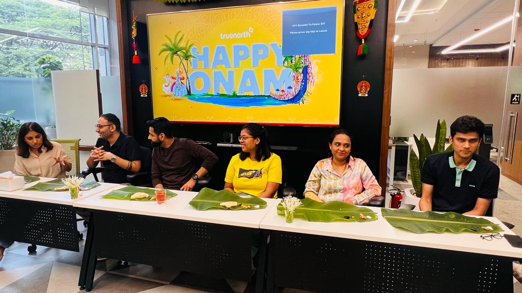 TrueNorthCo_In's tweet image. Embracing the spirit of unity and togetherness, this Onam we got together for a delightful Sadya treat!

Here are some smiles and snaps from the day, Happy Onam! 🌼🥭🌾

#OnamCelebration #SadyaTradition #WorkplaceUnity  #HarvestSeason