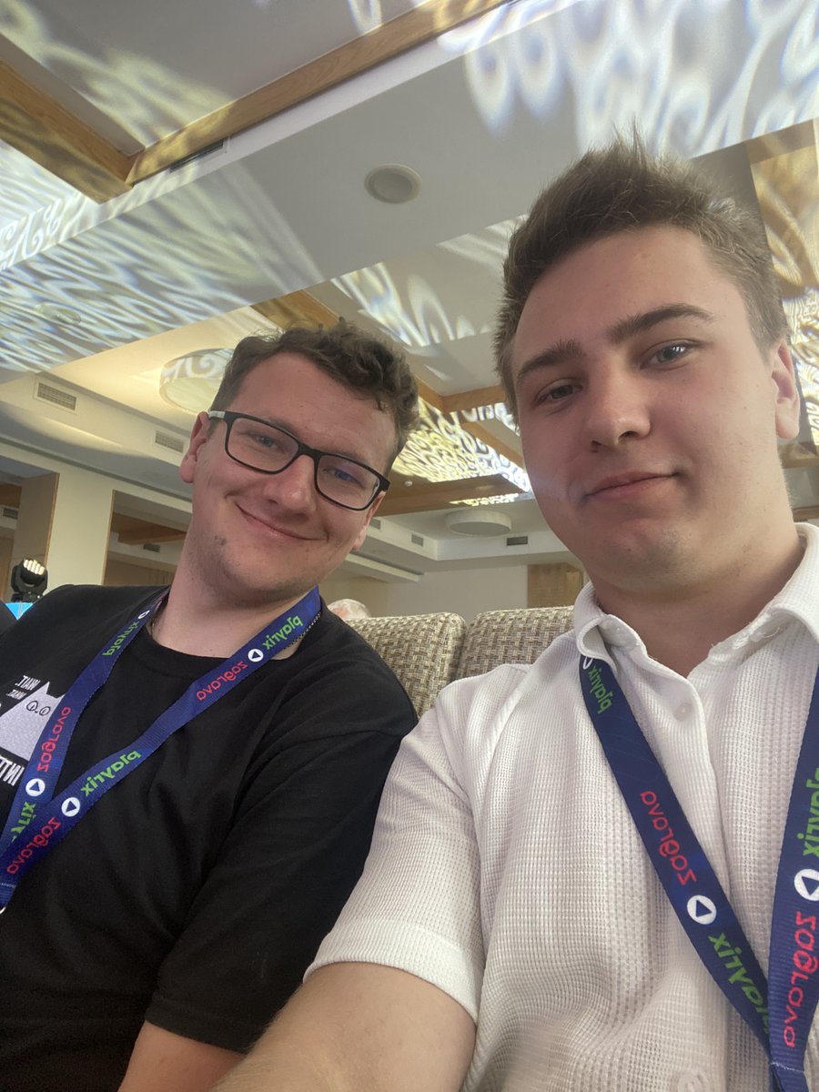 Wait... What? Interactive tweet media