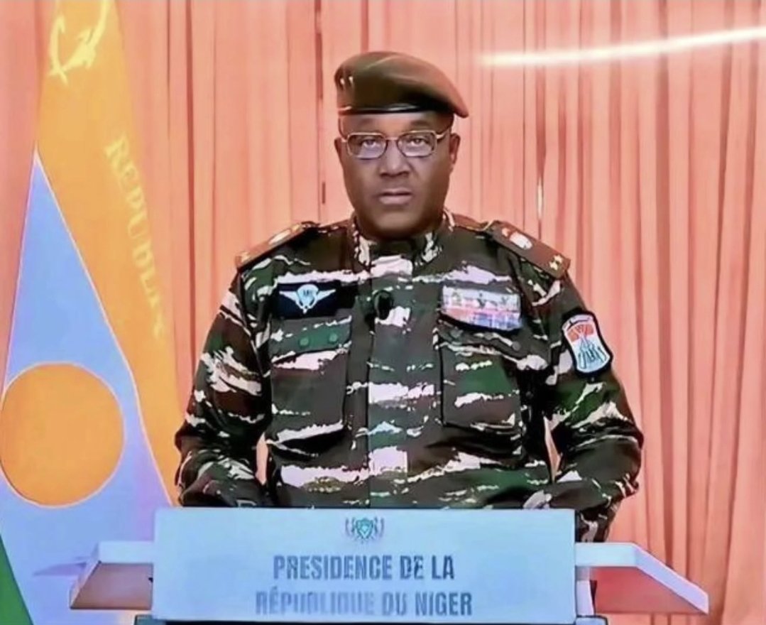 #Niger 🇳🇪 You are all fired!!

#CNSP Decree: The functions of directors-general, presidents & other members of the national councils of #ARCEP shall be terminated; #ARCOP & #ARST. But also general managers of #CNUT; #ONAHA and #ONPPC.