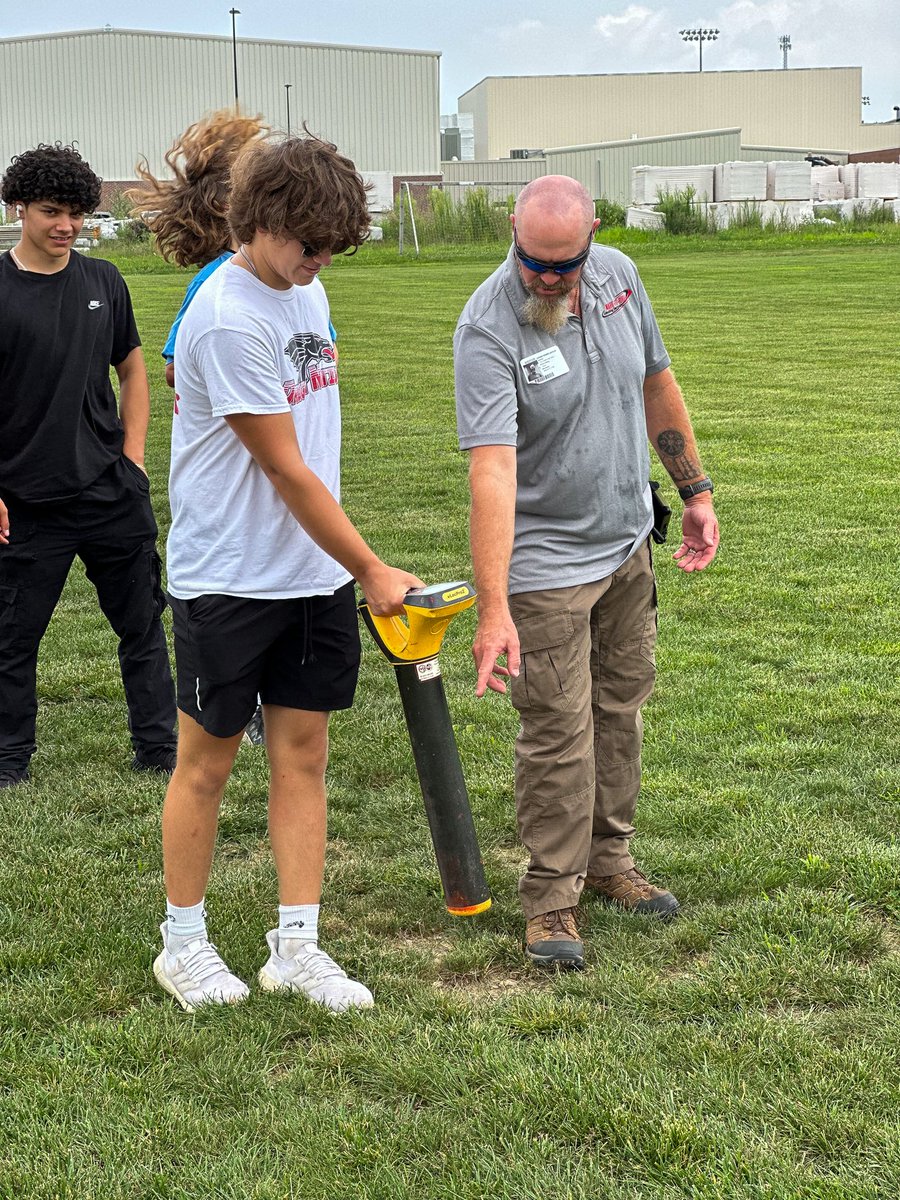 Work IN Roads tweet media