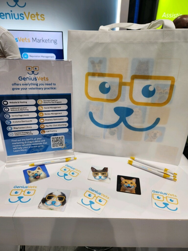 GeniusVets's tweet image. Our team had a great time at Fetch Kansas City! @qualitylogoproducts helped make the weekend a success with our special GeniusVets swag. Did you pick up a GeniusVets t-shirt or tote bag at Fetch KC? #FetchKC #dvm360