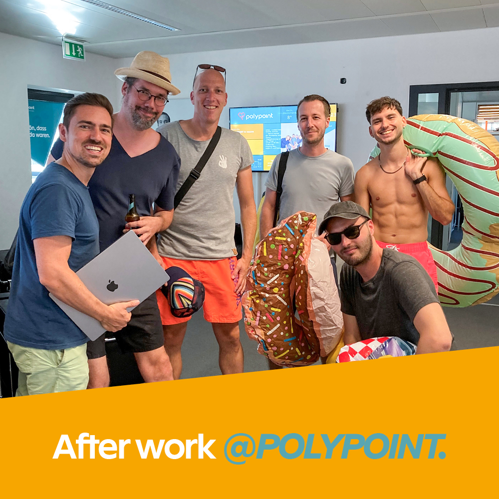 polypoint's tweet photo. Über die Arbeit hinaus 🌅 
Bei POLYPOINT wird der Teamgedanke auch nach Feierabend gelebt 🥳
Zum Beispiel beim «Aareschwimme» 🏊‍♀️
Du möchtest nächstes Mal mit dabei sein? Aktuelle Einstiegsmöglichkeiten findest du hier: https://t.co/GqGOVWPRpf 😉 https://t.co/5JJJyJqc0W