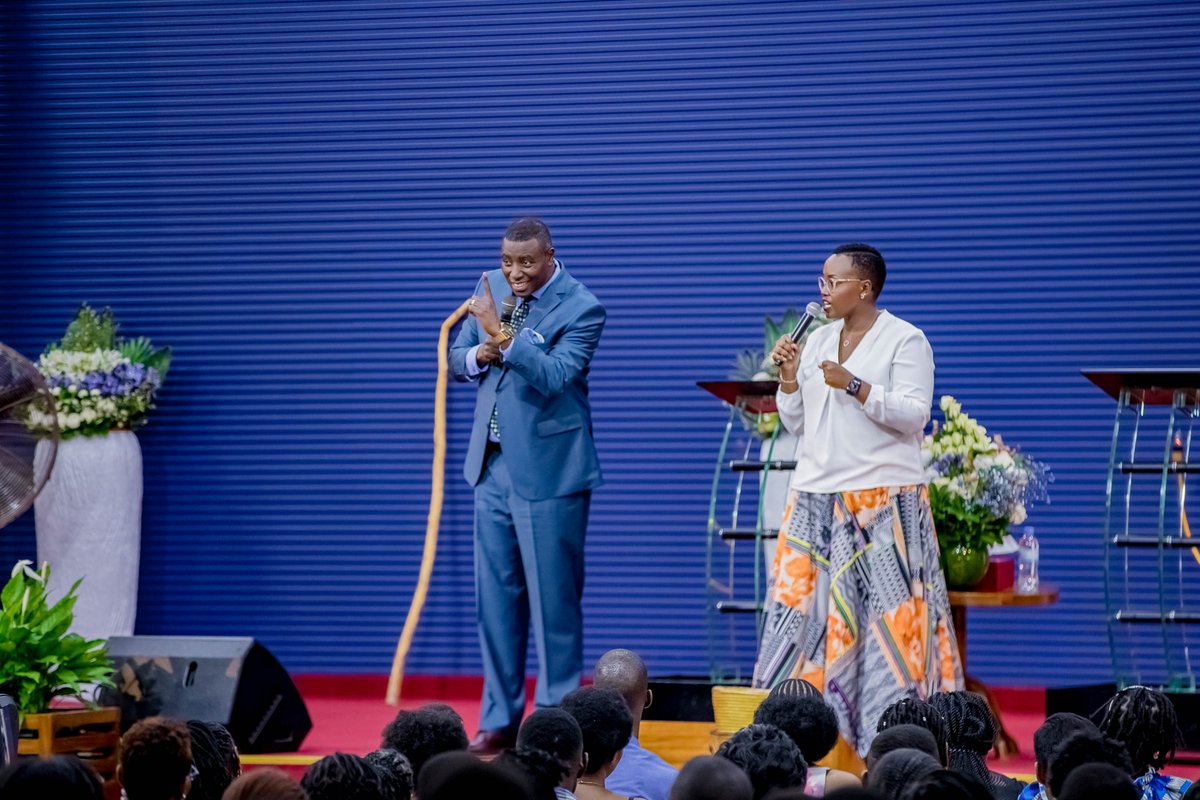 ZionTempleCC's tweet photo. There's power in recognizing God's mercy in our lives. Seek God, spend time with Him, and strive to become the person He intended them to be. | Apostle Dr. Paul Gitwaza on Gratitude for God's Mercy | #TransfigurationDay #YearofReplacement 

More photos: https://t.co/kZOlOrOFBX https://t.co/eNziV8sUy6