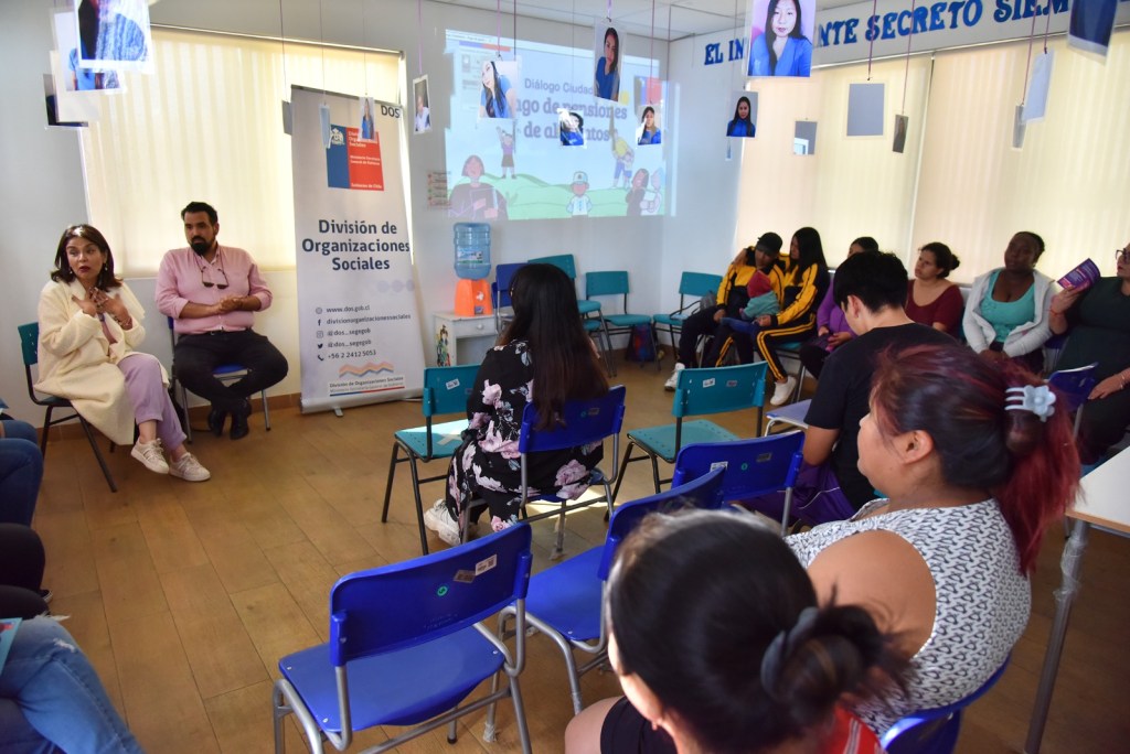 +NOTICIAS.- El objetivo fue entregar información sobre pensiones de alimentos, entre otros temas. mediodirecto.cl/2023/08/26/jun…