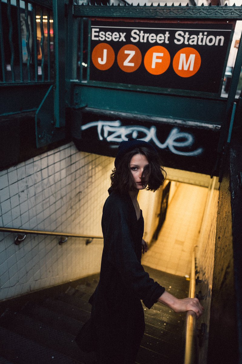 andrejosselin's tweet photo. New Renata in New York #nyc #35mm #leica https://t.co/ajYyVekAW2