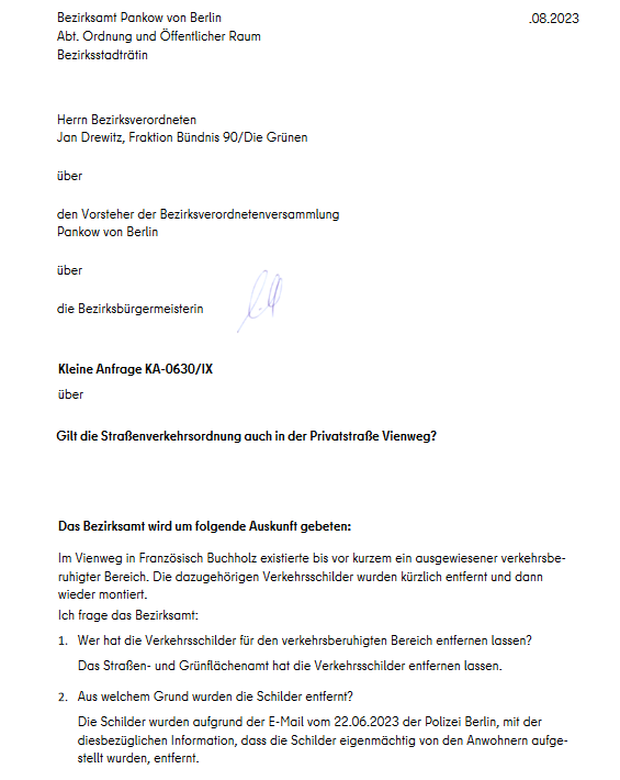 JanDrewitz's tweet photo. Der Vienweg in #FranzösischBuchholz ist eine #Privatstraße. Sowohl Polizei als auch Amt hatten sich deshalb bzgl. Verkehrssicherheit gegenüber Anwohnenden für unzuständig erklärt. Meine Kleine Anfrage an das Bezirksamt stellt klar, dass sie sehr wohl zuständig sind. 👇 https://t.co/1QeYERjonJ