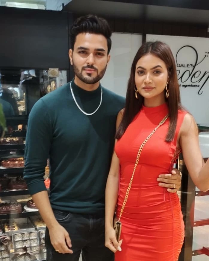 Tanish Mahendru and Reva visited #DalesEdenCakeShop to relish their favorite sweet treats. We hope to see you again soon.

#actor #actress #model #influencer #socialmediainfluencer #tiktokstars #youngstar #fashionista #fashioninfluencer #influencerstyle #fashionistastyle