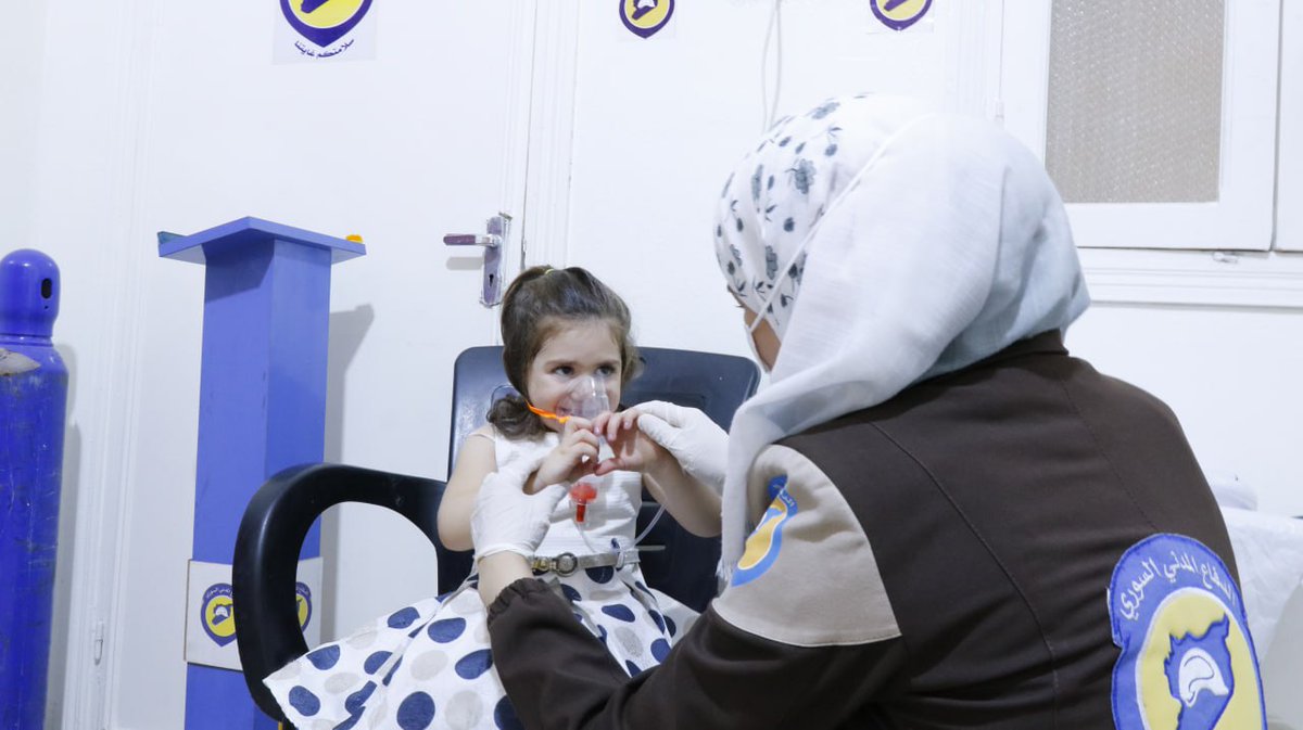 SyriaCivilDef's tweet photo. Amidst the tough health conditions due to years of war, displacement, and the recent devastating earthquake, the demand for civilian healthcare in NW #Syria is rising. Volunteers at the #WhiteHelmets Women and Family Centers continue in providing first aid, reproductive health, and treatment follow-up for civilians with over 82,000 beneficiaries so far in 2023.