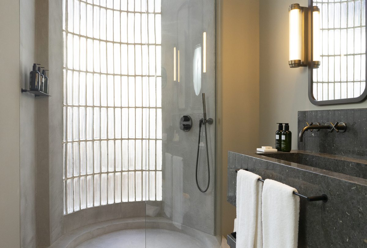 A Nobu Hotel and Nobu Restaurant have recently opened in Seville and we are delighted to report that both greatly impressed during our visit last week.  <a href="/NobuHotels/">Nobu Hotels</a> <a href="/NobuRestaurants/">Nobu Restaurants</a> #LuxuryHotels #LuxuryTravel