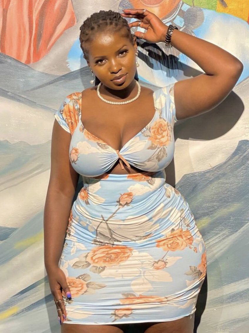AnkoreGirl's tweet photo. Who is your goat of this month,
Nampeera     or  Sheila gashumba?? https://t.co/V3L562APcI