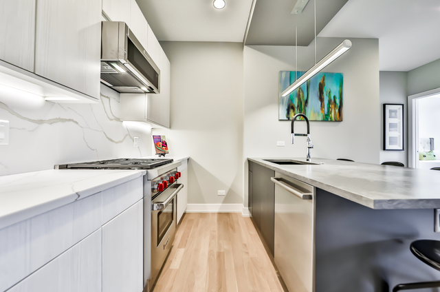 RealtyDowntown's tweet photo. Just listed! Newer construction 3 bed/2 bath with garage parking and private outdoor space in River West. Listed by Quentin Green.
#chicagorealestate #chicagorealtor https://t.co/x9fsSE0ZDS