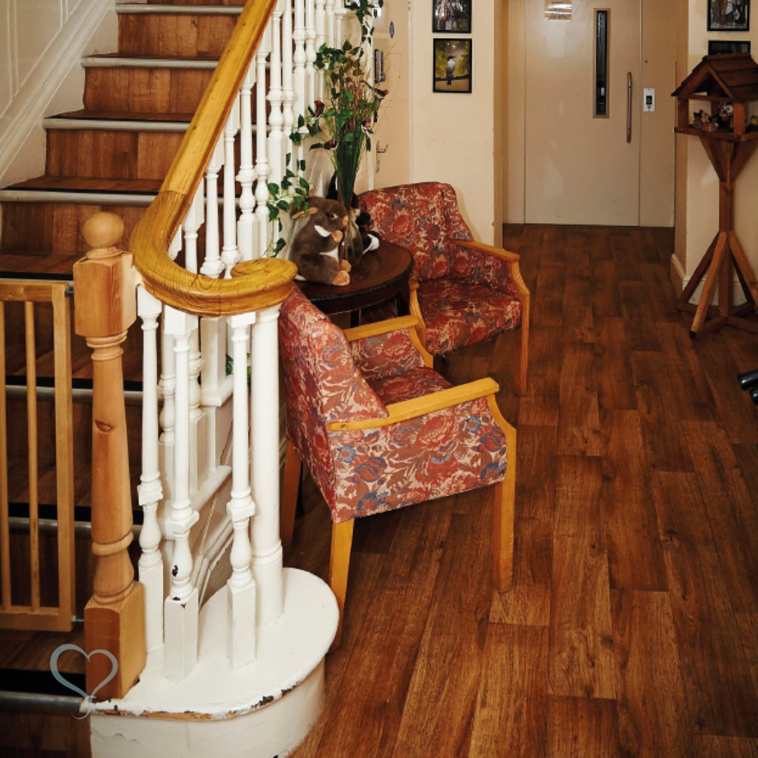 Redwood_Cares's tweet photo. With 29 well-appointed rooms, comfortable lounges, spacious areas, and a welcoming dining room, High Lodge is designed to engage and bring pleasure to all our residents. 
For help and advice get in touch.
📞   01562 881414
🖱️   https://t.co/XUlWudIECo 
#WorcestershireHour https://t.co/XrPNKuIYEy
