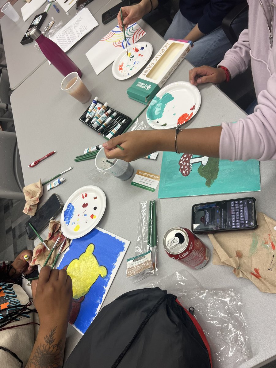 JackashaWiley's tweet image. Final Day of #PRSI Success Mentor Training! #PaintNSip @sssrutgers @AccessRutgers