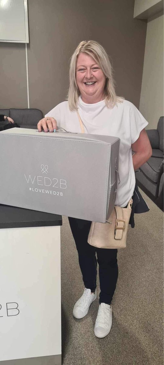 ValWalsh83's tweet photo. Successful shopping trip today… https://t.co/rf14sZv83F