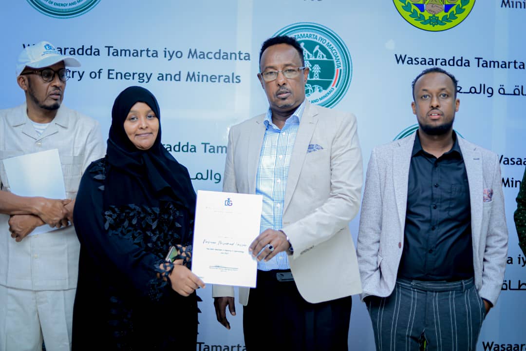 SLMoEM's tweet image. The staff received extensive #training to analyze gemstones, including their value, formation,testing methods, and precious #gemstones. As a result, they were awarded the Diploma in #Gemmology. The training was provided by the #Dhagaxyahan company.
#staff training
#Somaliland