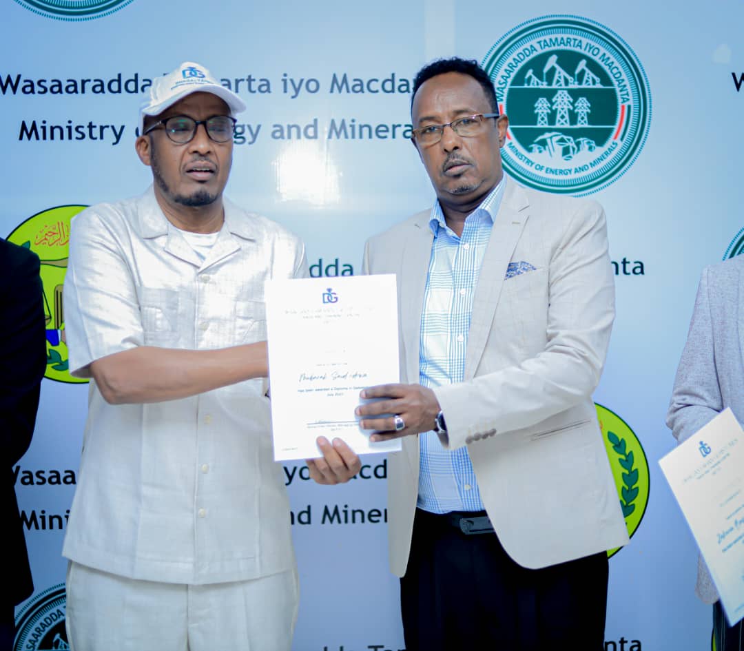 SLMoEM's tweet image. The staff received extensive #training to analyze gemstones, including their value, formation,testing methods, and precious #gemstones. As a result, they were awarded the Diploma in #Gemmology. The training was provided by the #Dhagaxyahan company.
#staff training
#Somaliland