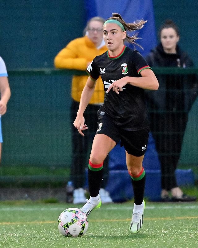 Delighted to kit out @NorthernIreland and @GlentoranWomen_ star @chlomccarron_ with a pair of personalised shin pads 🔥⚽️🛡️⁣
⁣
#GAWA | #GameChangersNI⁣
⁣
#MakeItYours