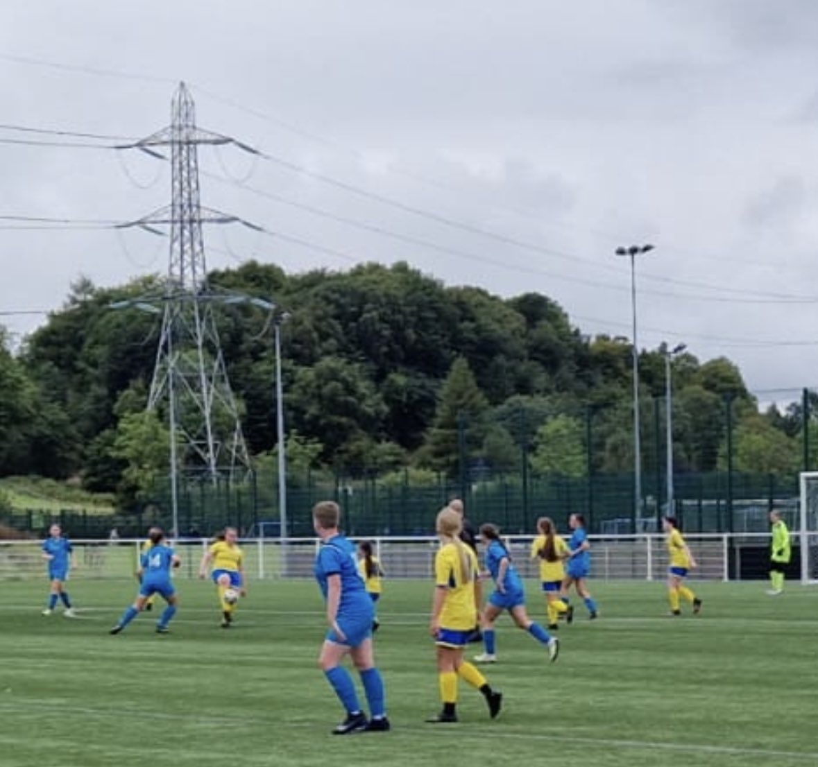 Central 16’s had to come behind to secure a 2-1 win over Queen of the South in the Scottish Challenge Cup. The victory sees the girls move to the 1/4 finals. An improved 2nd half performance v a good Queens side who matched us throughout ⚽️Chloe Erica
Seniors 7-2 win v Muireston