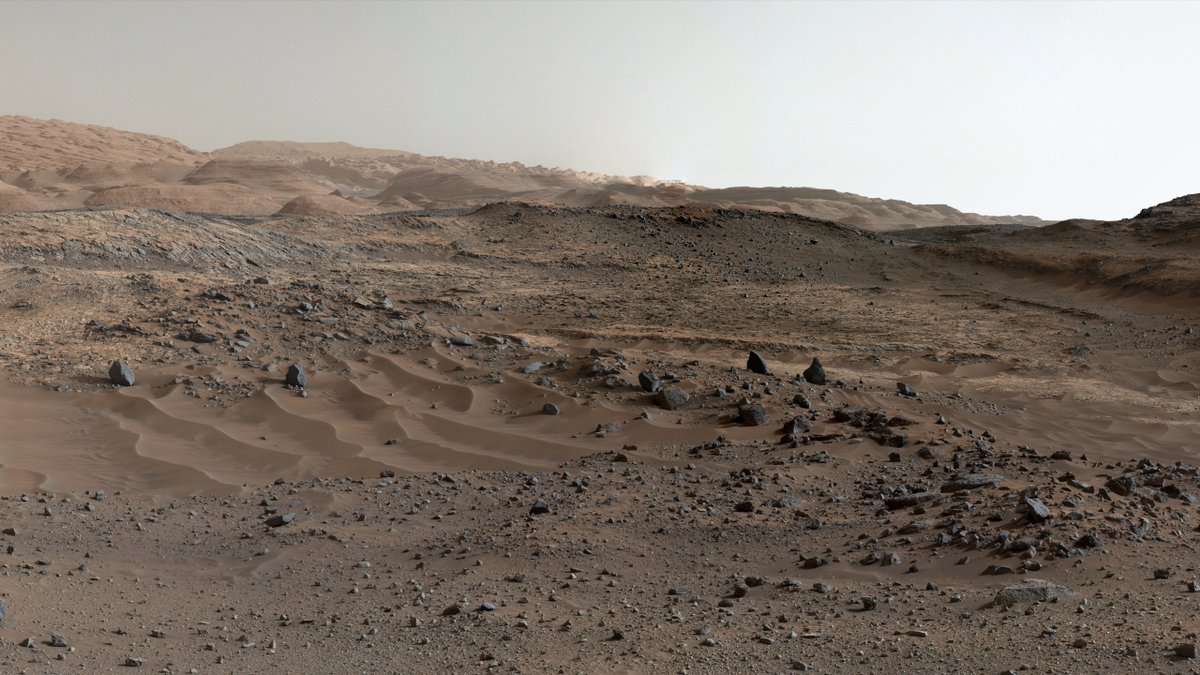 🇫🇷Panorama de la planète Mars. Mont Sharp.
🇺🇸Panorama of Mars. Mount Sharp.

More photos here : universe-photo-archive.eu

Cropped

Credits : NASA / JPL-Caltech / MSSS

Source : photojournal.jpl.nasa.gov/catalog/pia198…