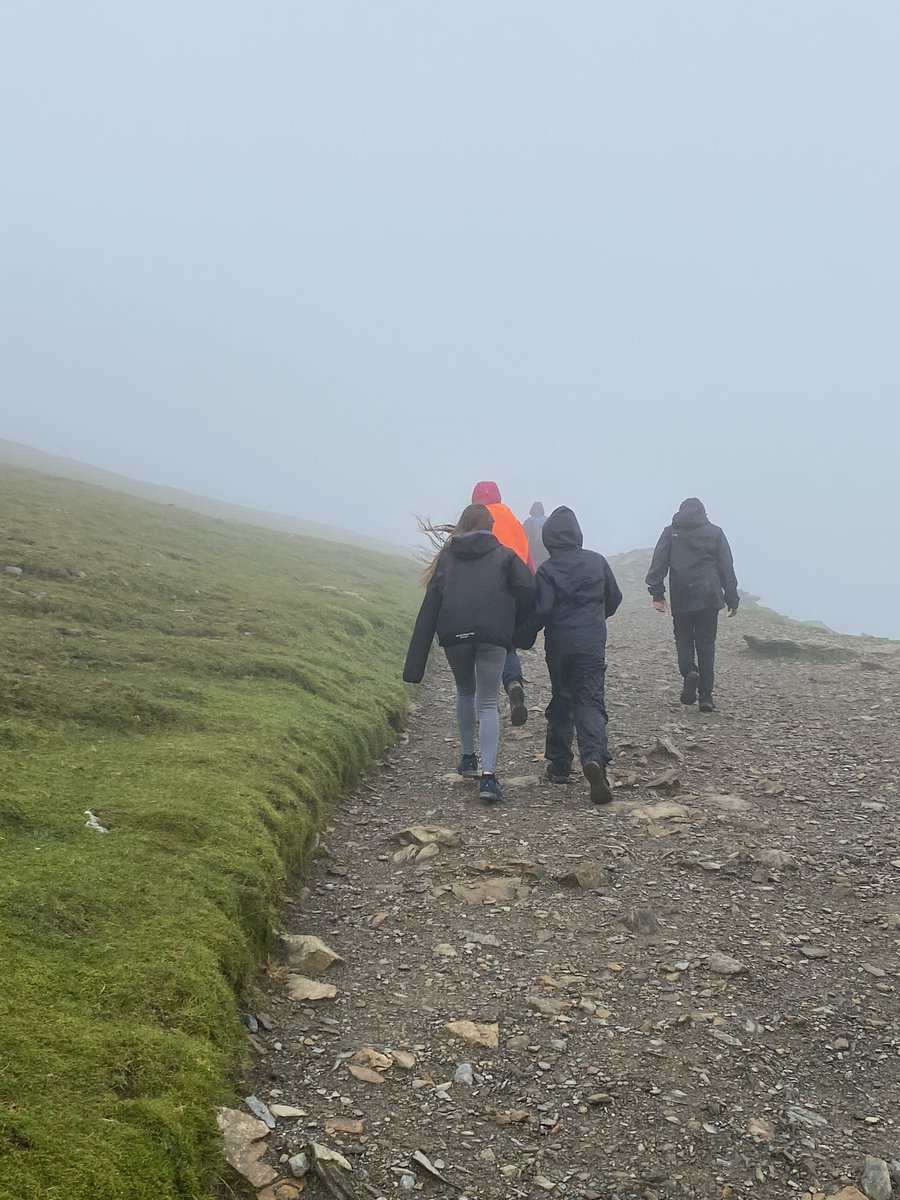 joannaseymour6's tweet photo. Family bank holiday weekend, climbed Yr Wyddfa/Snowdon on Sunday with my daughter(13), two younger brothers (11/12) and my wife #famytime #yougotthis #birthdaywish https://t.co/0DnQi2nQXa