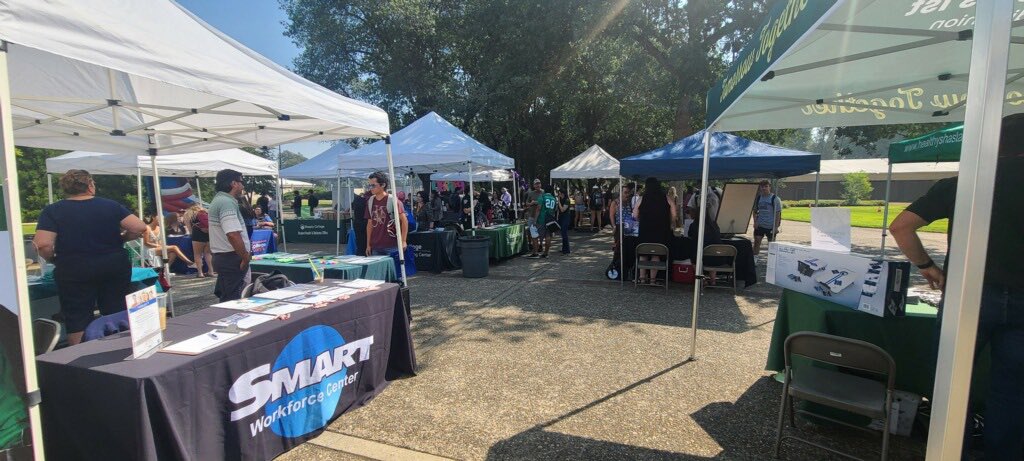 Smart Center tweet media